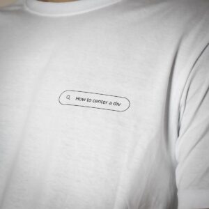 T-Shirt How to center a div